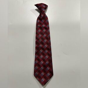 Elegant Red Plaid Tie